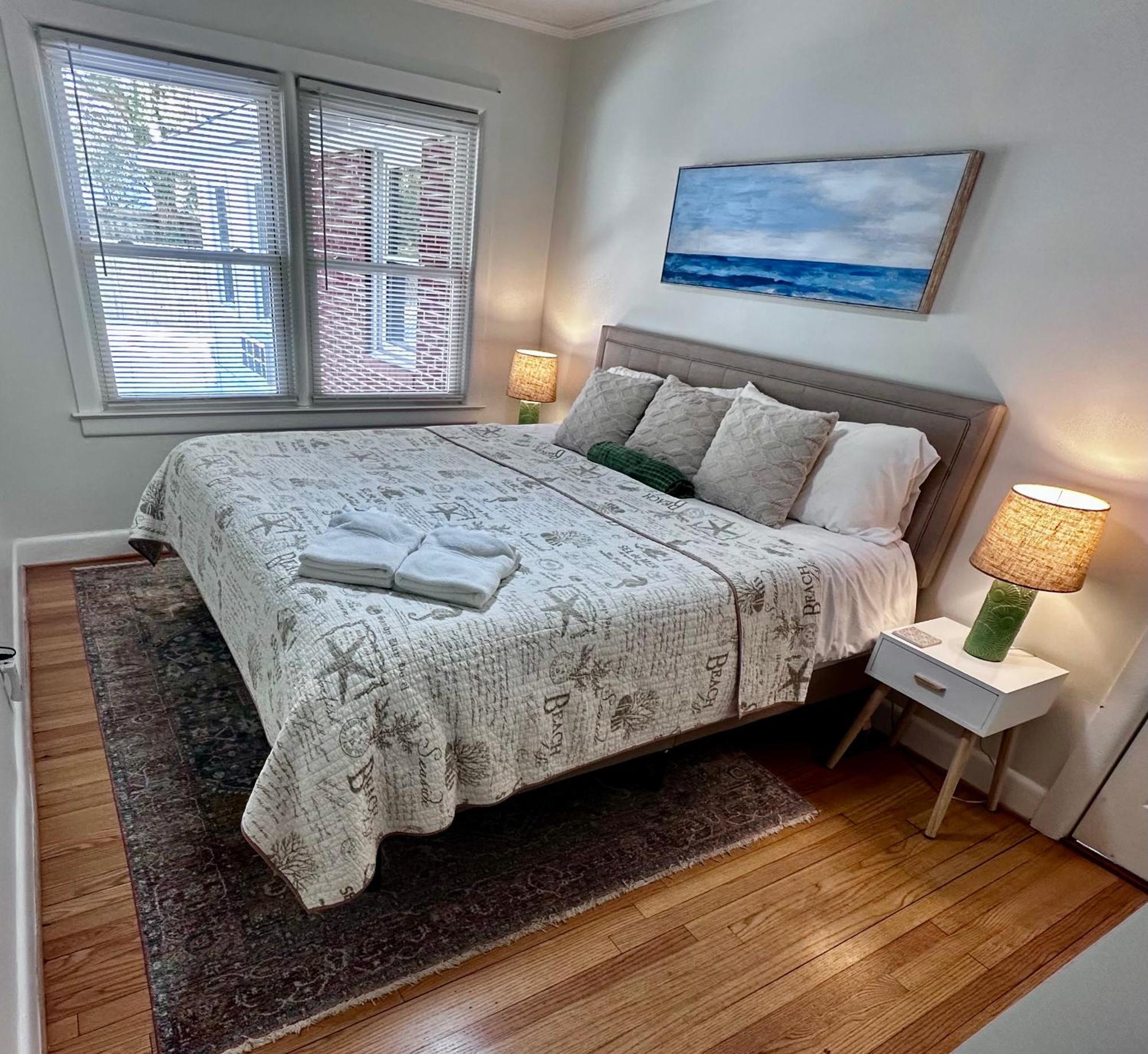 Pack Your Bags And Leave Tonight! Wilmington Bagian luar foto