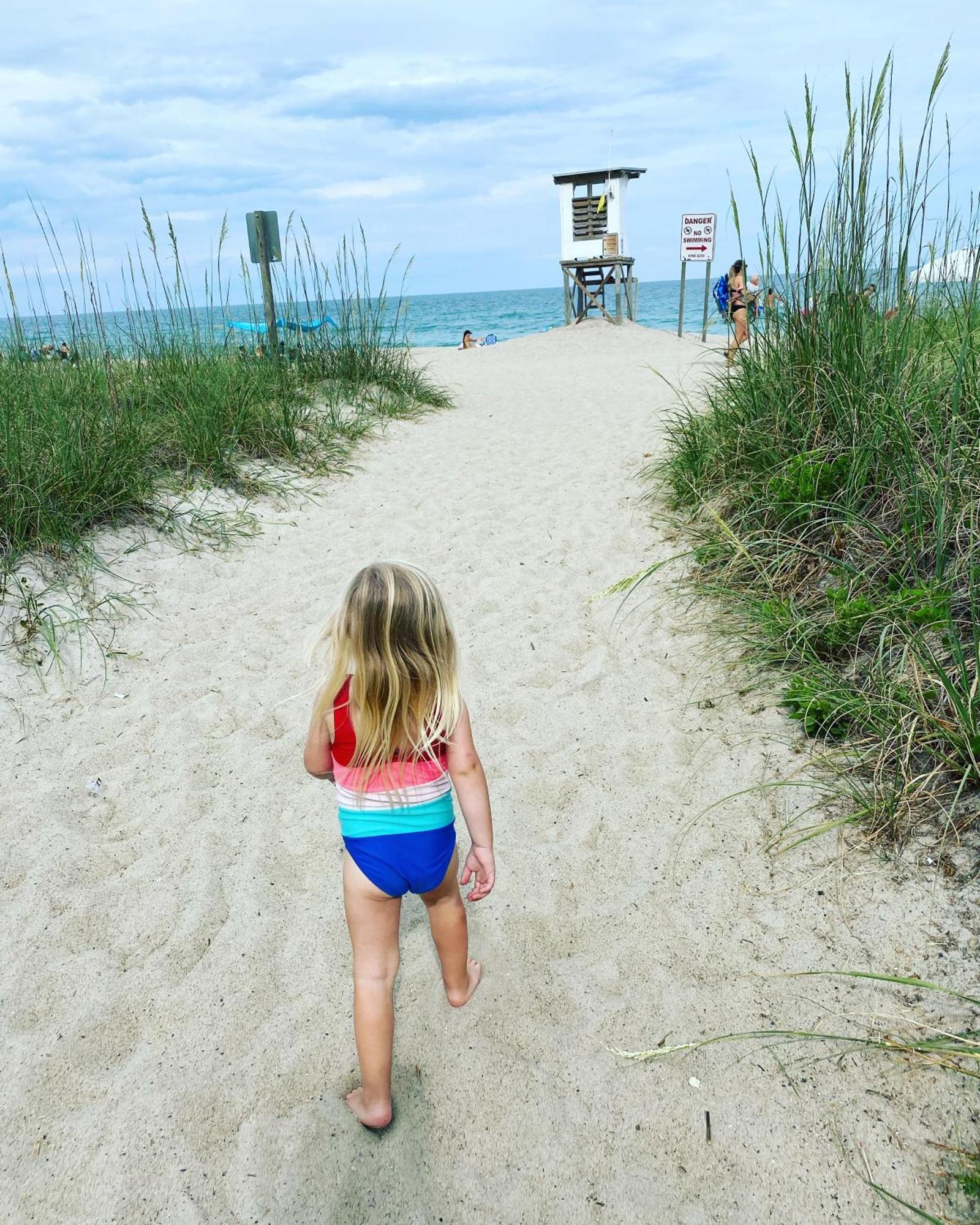 Pack Your Bags And Leave Tonight! Wilmington Bagian luar foto
